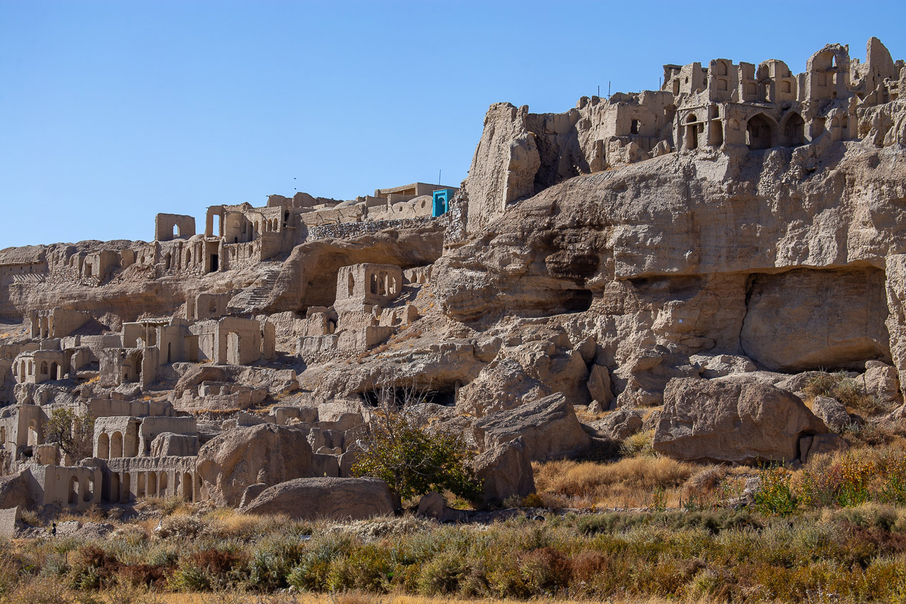Izadkhast